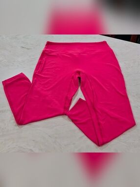 Zenana Outfitters Hot Pink Active Leggings